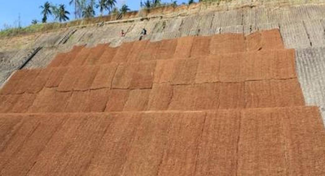 cocomesh reklamasi lahan