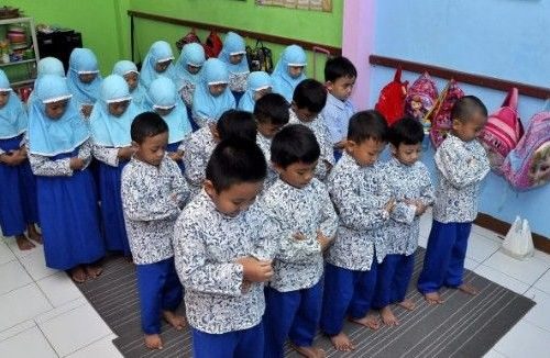 sekolah islam terbaik biaya terjangkau